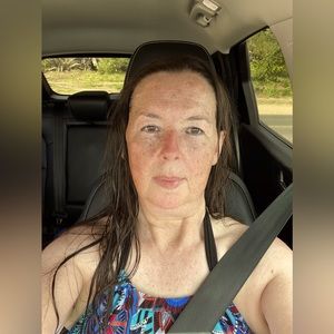 Meet your Posher, Eva